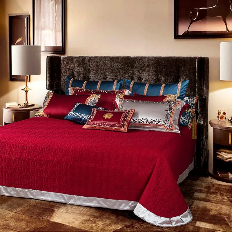 Egyptian Cotton Luxury Satin Jacquard Embroidery Golden Bedding set