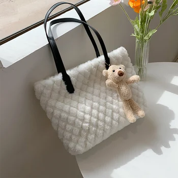 

Autumn and Winter Plush Portable Women's Small Bag 2020 New Fashion Popular Tote Bag All-Match Bucket Shoulder Bag