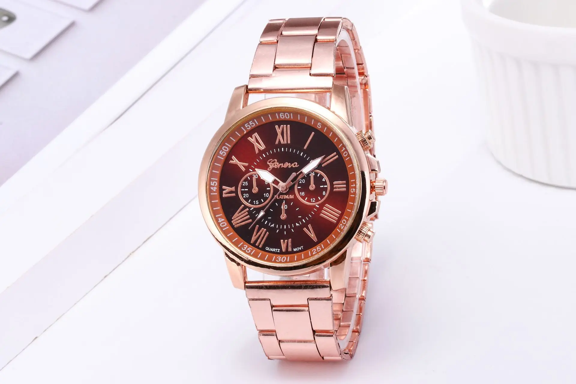 

Hot Selling Geneva Steel Watch Double-Layer Three-Eyed Roman Numerals Measuring Quartz WOMEN'S Watch