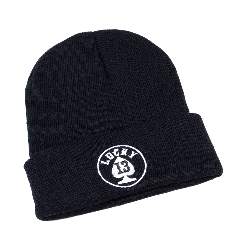 Черный Женская зимняя теплая шапка Skullies Beanie lucky number13 Кепка с вышитыми буквами унисекс уличная Теплая Лыжная вязаная шапка в стиле хип-хоп - Цвет: Черный