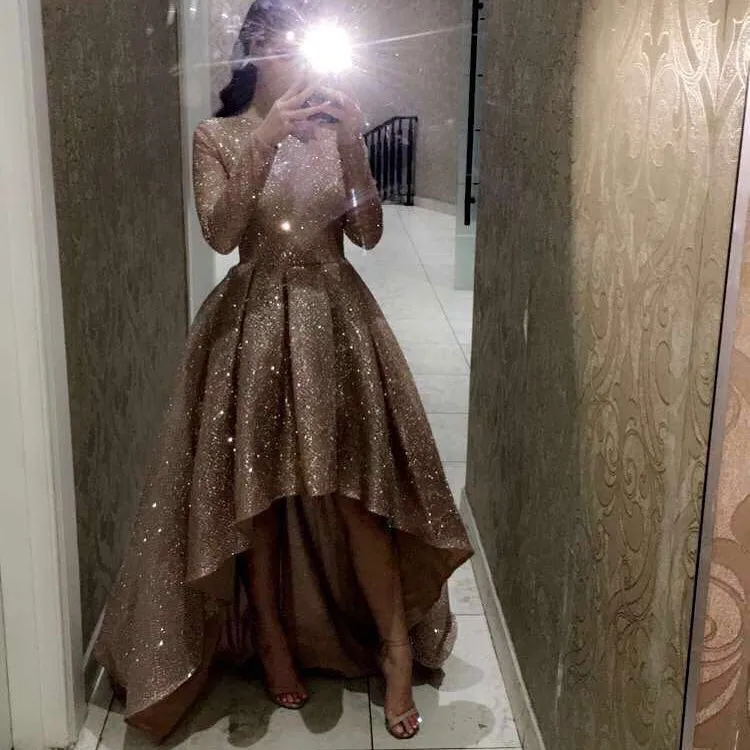 

Sexy High Low Prom Gowns Long Sleeves Bling Bling Party Dress Plus Size Gold African Short front Long Back Prom Dresses 2019