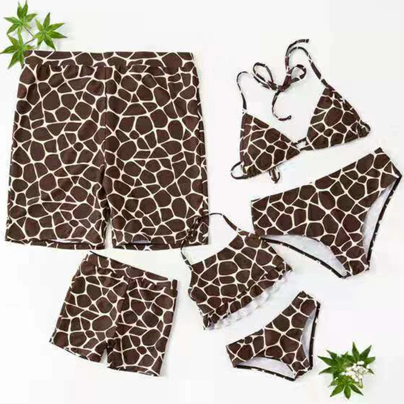 

2020 New Summer Family Matching Swimwear Beach Mommy And Me Swimsuits Leopard Print Dad Son Swimming Trunks Mom Daughter Clothes