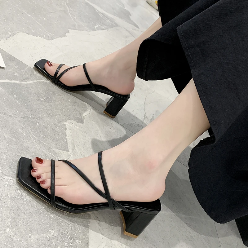 

Narrow Band Gladiator High Heel Slippers Women Open Toe Hollow Out Slides Summer Fashion Thick High Heel Slippers Women 2020