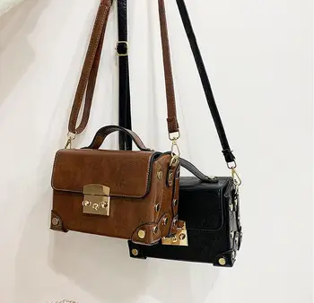 

Luxury Designer Box Women Bag Women Rivets Messenger Bags Small Square Girls Shoulder Bags 2020 Female Purses And Handbags