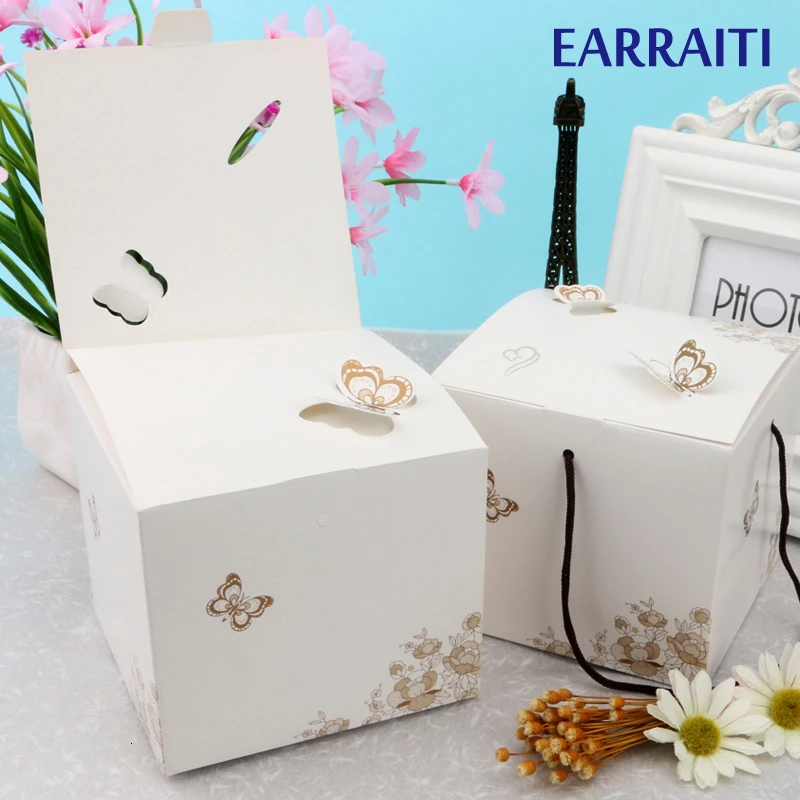 

50PCS Candy Box Wedding Party Favors Cookie Gift Box Packaging Handle Butterfly Small Cake Paper Gift Box Wedding Candy Birthday