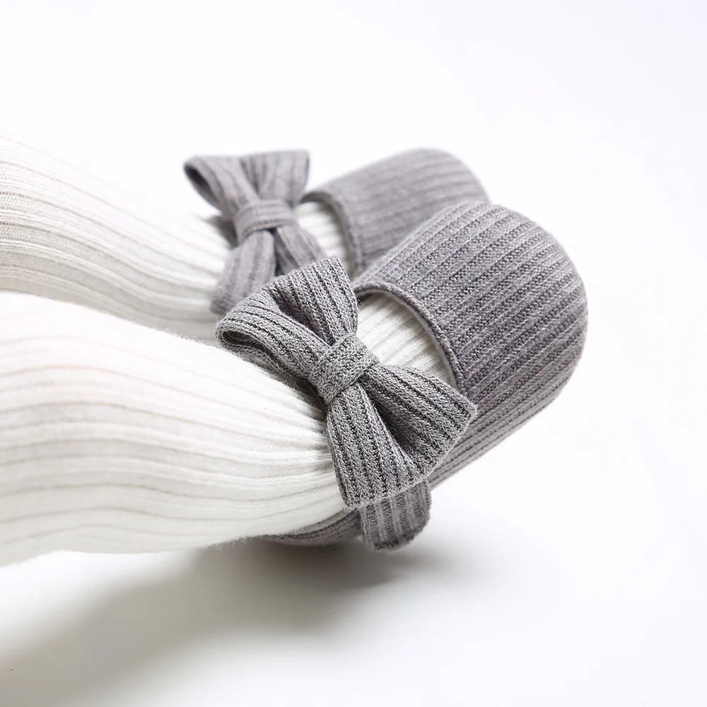 Spring And Autumn 0-1 Year Old Woolen Bow Baby Princess Shoes Toddler Baby Newborn Shoes Girl 6To 12 Month Infant Little Girls Spring And Autumn 0-1 Year Old Woolen Bow Baby Princess Shoes Toddler Baby Newborn Shoes Girl 6To 12 Month Infant Little Girls