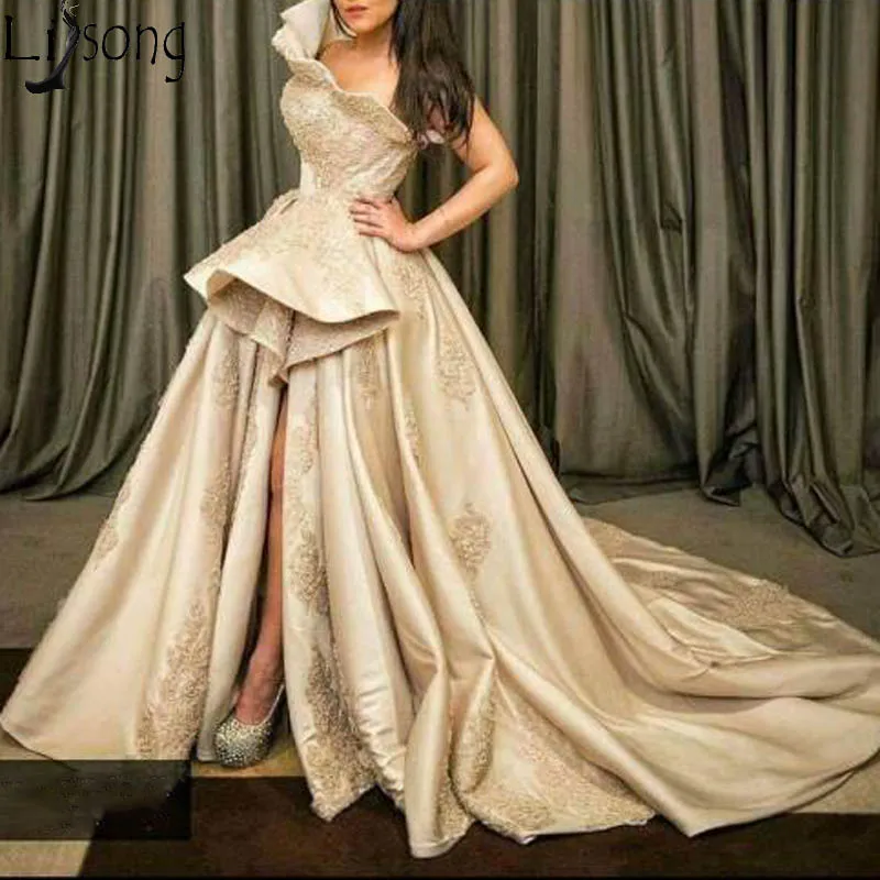 

Champagne One Shoulder Evening Dress 2020 Couture Saudi Arabic High Split Prom Dresses Lace Appliqued Formal Gown Abendkleider