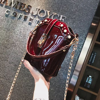 

Vintage Pu Leather Bucket Women Handbag Diagonal Small Mobile Phone Shoulder Bag Personality Girl Retro Lock Crossbody Purse Bag