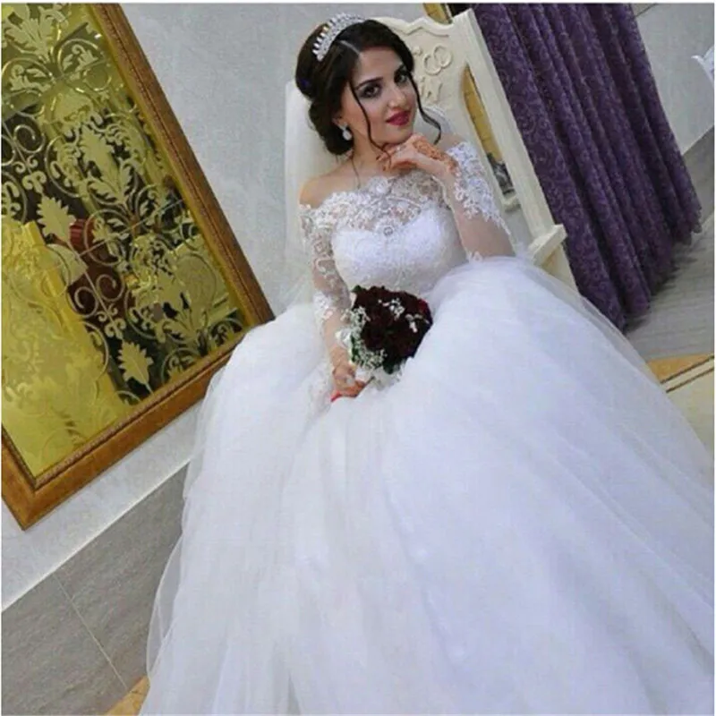 

New Vestido De Noiva Lace Wedding Dresses 2016 Princess Vintage Plus Size Imported China Noivas Casamento Halloween Ball Gown