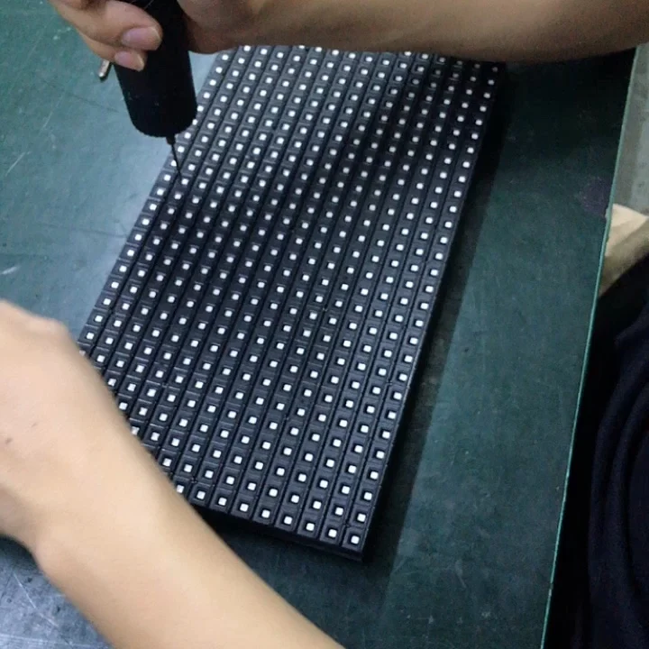 Led 모듈 단일 색상 빨간색 흰색 청이 노란색 녹색 고휘도 P10 야외 10mm DIP led 스크린 디스플레이