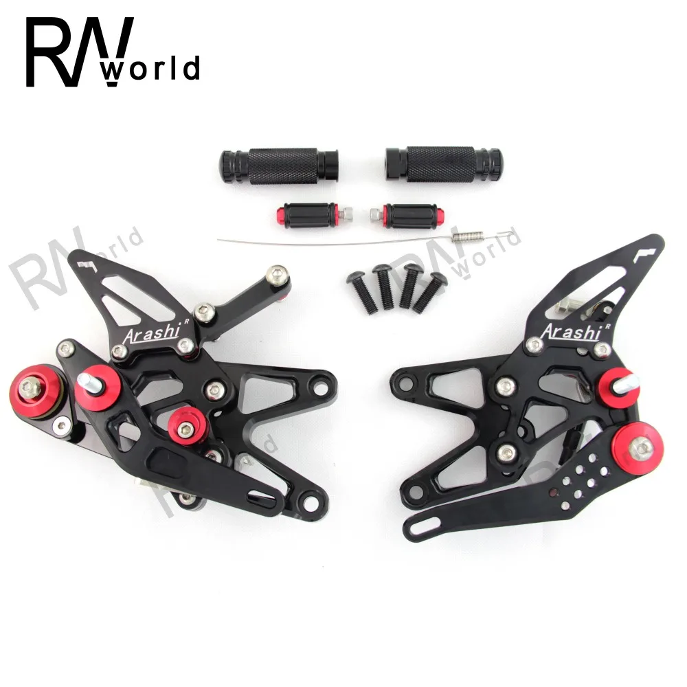 FootrestDaytona675 1332