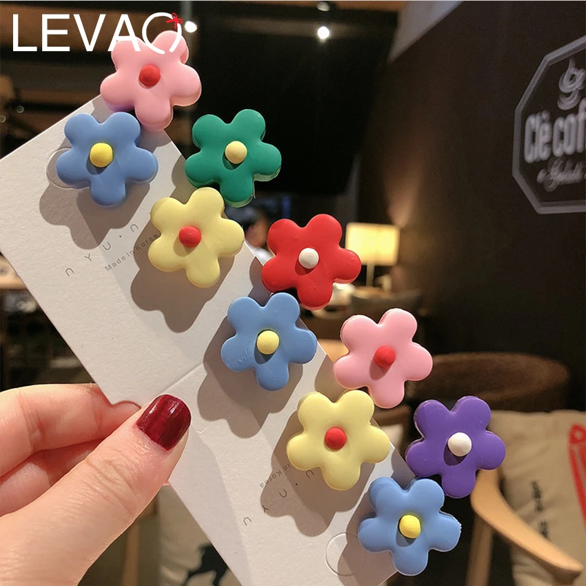 

Levao 2PC Candy Color Acrylic Flower Barrettes Snap Clip for Women Sweet Resin Floral Hair Clips Head Side Hairpins Headwear