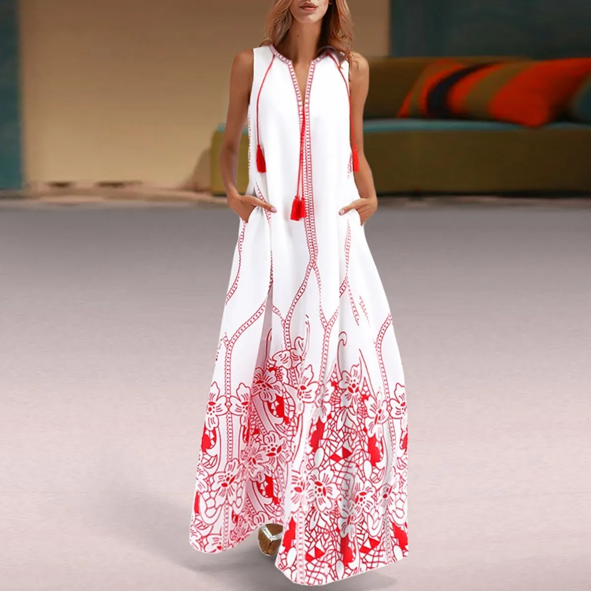 Летнее Новое Женское богемное платье макси на шнуровке с кисточками без рукавов, сплошное богемное длинное платье с красным цветочным принтом