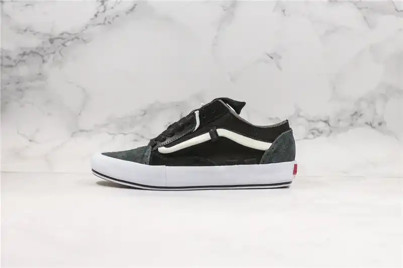 vans esportivo feminino