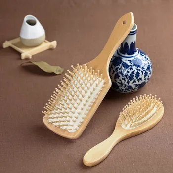 Brosse à cheveux en bois