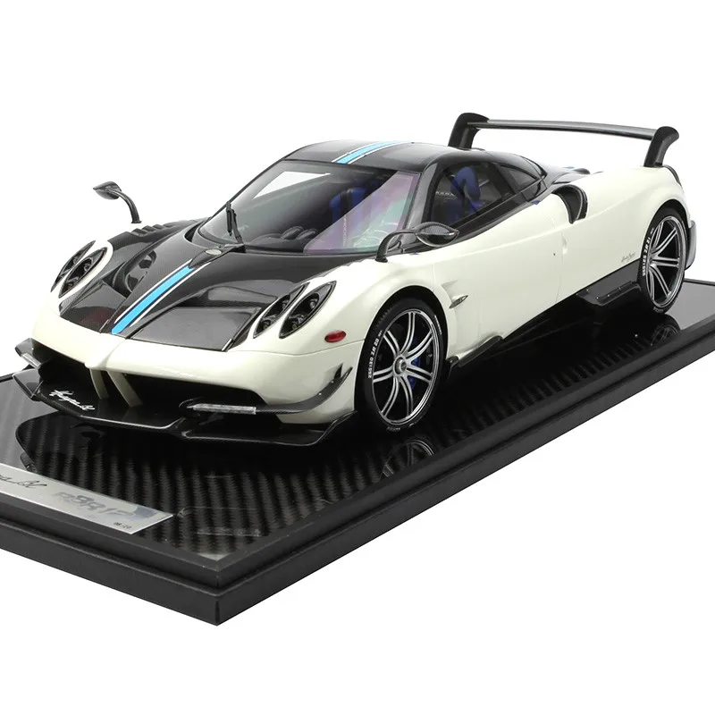 

New Product 1:12 Simulation Car Model Pearl White Car Model Plastic Material