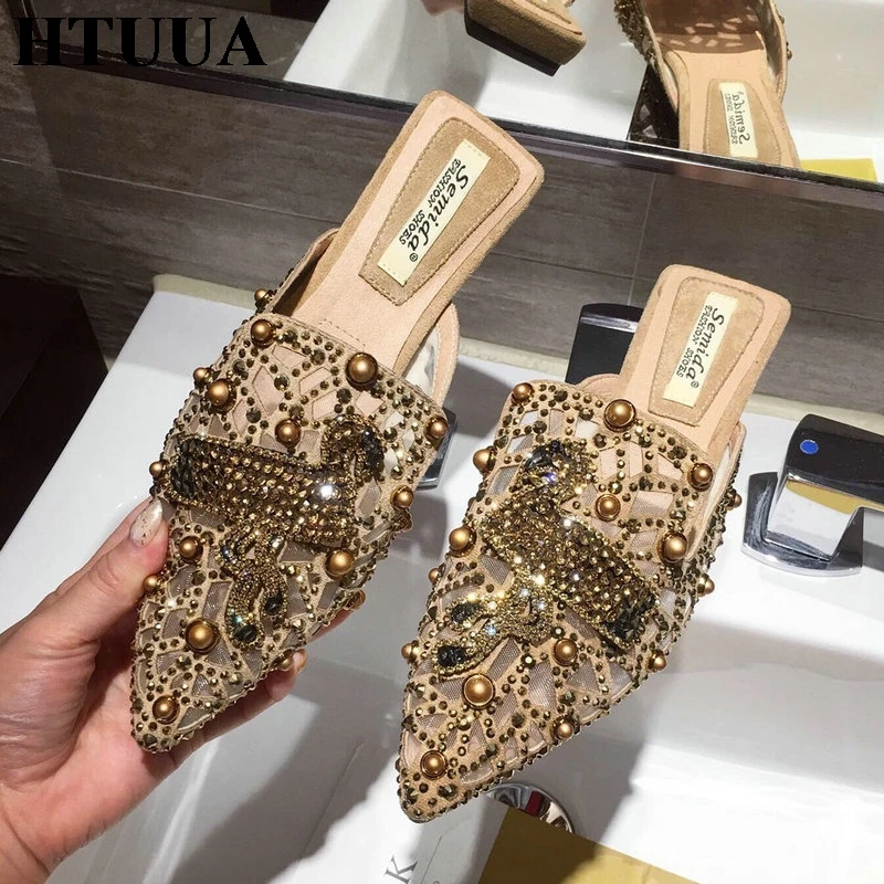 

HTUUA Animal Crystal Rivet Mule Shoes Women Slippers Pointed Toe Flat Slides Female Luxury Decoration Ladies Shoes Woman SX3105