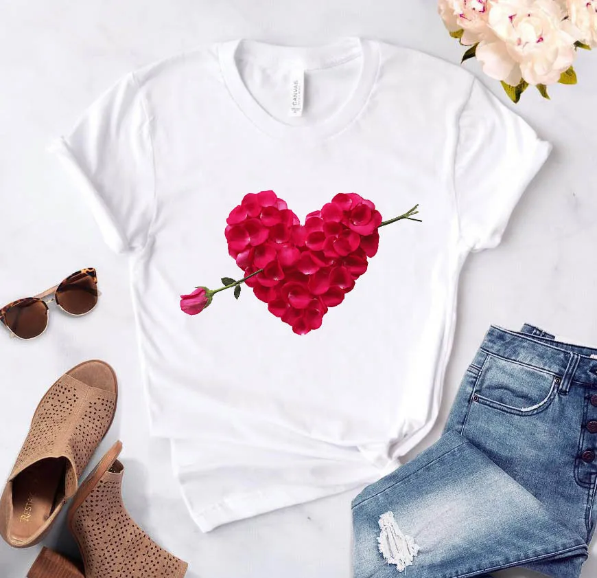 

Camiseta con estampado de flores y corazÃ³n para mujer, remera informal para mujer, playera bÃ¡sica de manga corta con cuello redo