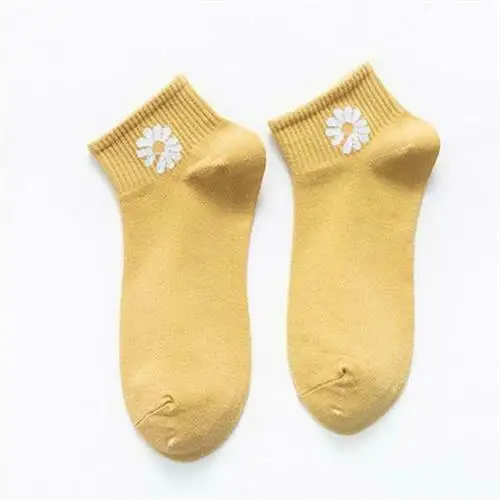 2020 New Korean Print Embroidery Daisy Socks Cotton Flowers Short Socks Happy Socks Women Girls Skateboard Sock