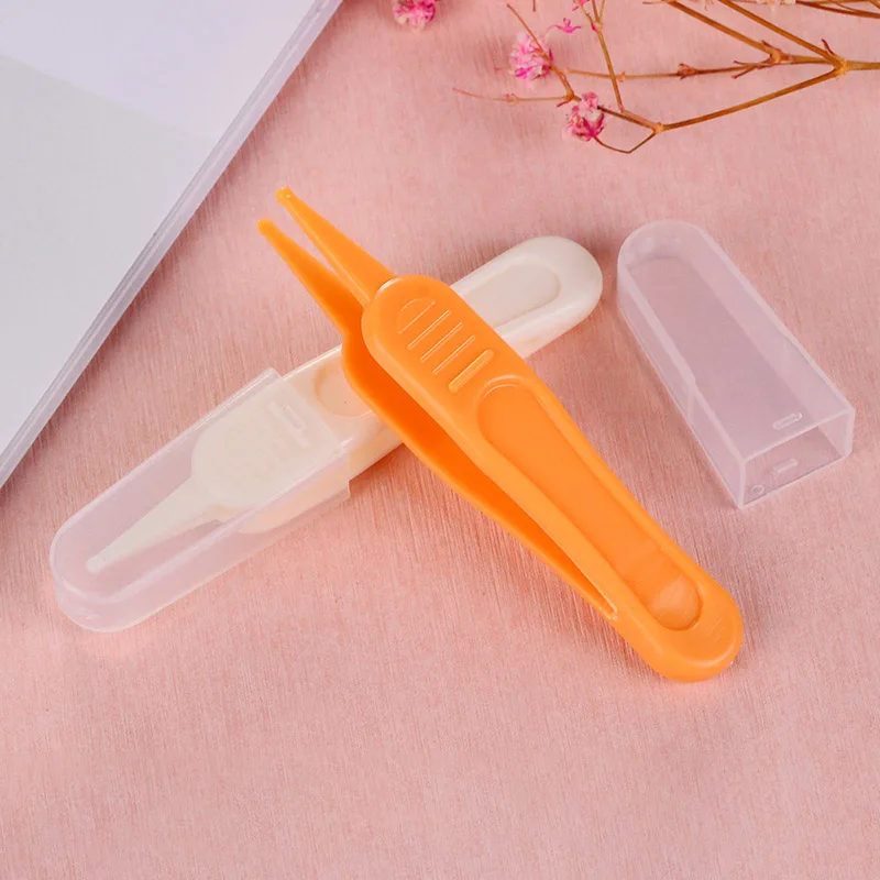 Baby Ear Nose Navel Cleaning Tweezer with Plastic Round-Head - China  Tweezers and Baby Products price