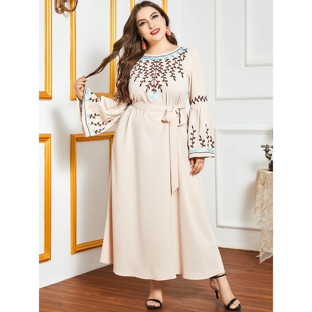 Muslim Long Skirt Urban Women Clothing Arab Dubai Robe Casual Loose Belt Embroidery Long Dress Women Evening Dresses 2021 M-4XL