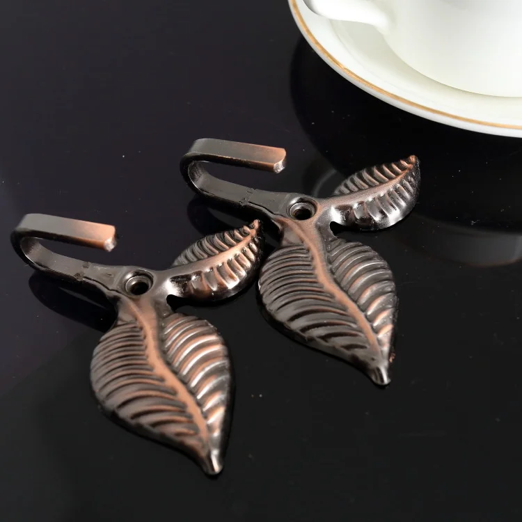 

2 pcs Leaf hook / curtain accessories hanging ball hook window decoration accessories curtain buckle