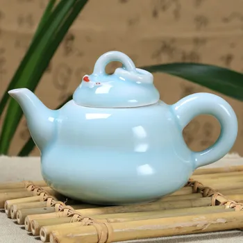 

180ml Creative Longquan Celadon China Teapot Small Fish Embossed Carp Teapots Ceremony Ceramic Kung Fu Tea Set Gift Wholesale