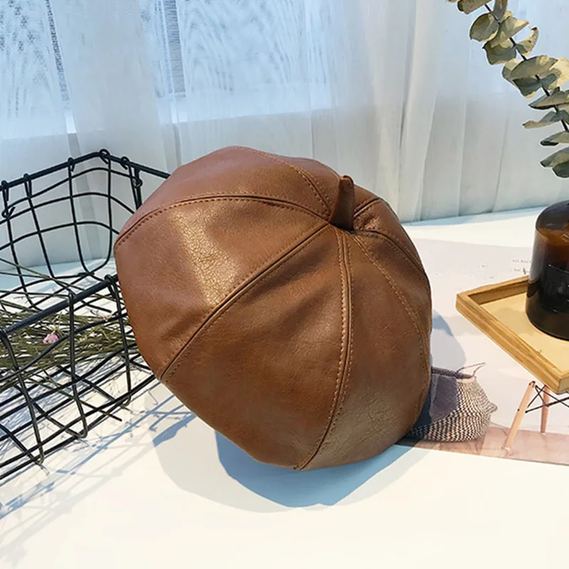 Brown Женская восьмиугольная кепка из искусственной кожи, шапка художника, шапка s на осень и зиму, ретро берет, одноцветные шапки YLM8012 - Цвет: Brown
