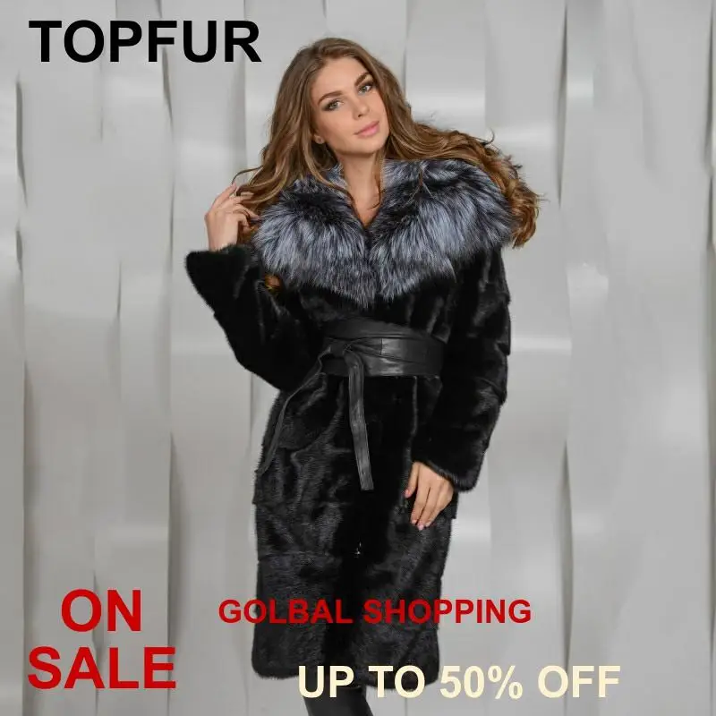 Женская шуба из натурального меха норки с воротником серебристого лисьего