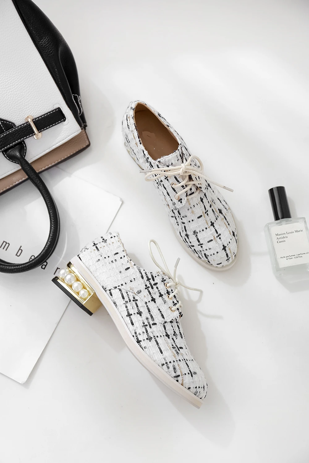 MIULAMIULA Brand Designers Autumn Korean Fashion Luxury Pearl Heels Gingham Lace Up Women Flats Shoes Loafers Casual 35-41