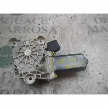 

WINDOW MOTOR FRONT LEFT MERCEDES C-CLASS (W203) SALOON A2118201842 6 PINS
