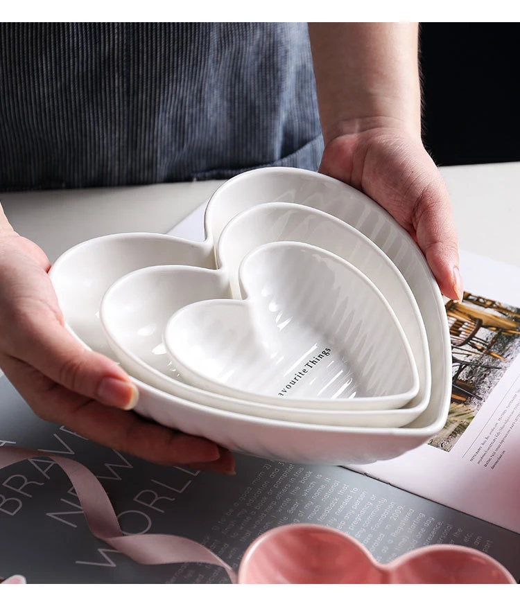 Ceramic-heart-bowl_09