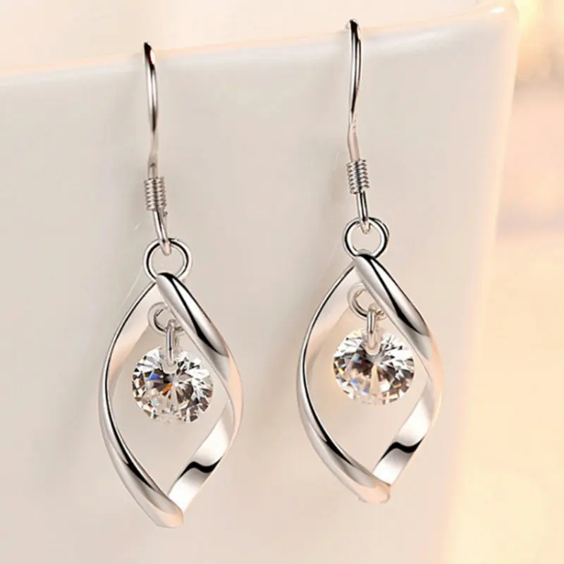 9402083870_1704562099