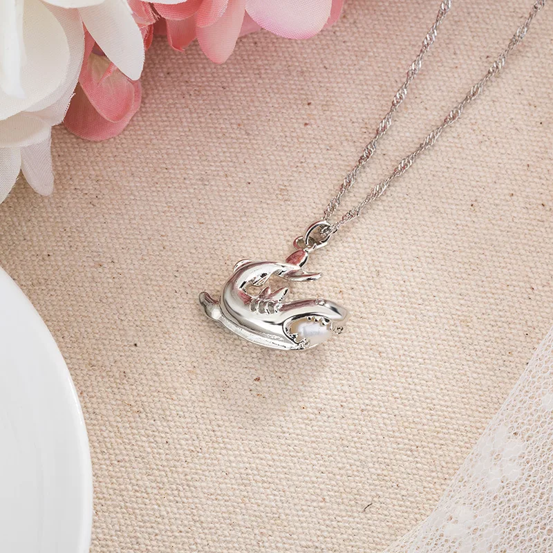 4338998587_1849977708