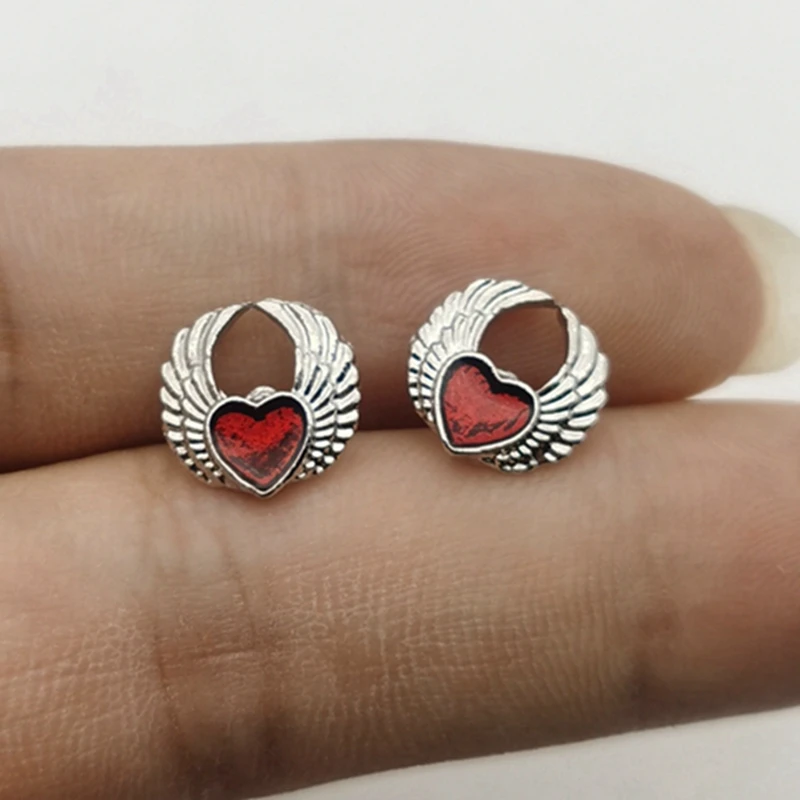 Indie Gothic Silver Color Vintage Blood Red Heart Con Ali Ear Studs Estetica E Girl Goblincor E Boy Earings Y2K Jewelry