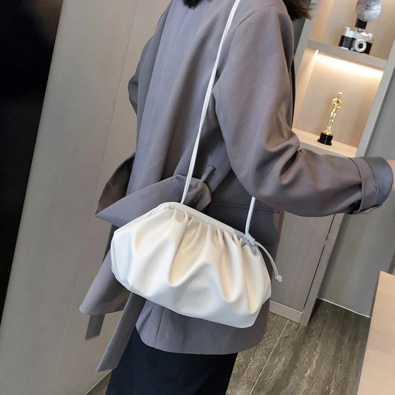 Hba986a6e036f4be5bd35e780f9c98580X