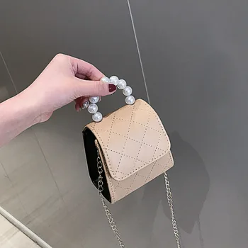 

Korean women's bag 2020 new simple fashion portable diamond chain bag foreign wild all-shoulder messenger small square bag