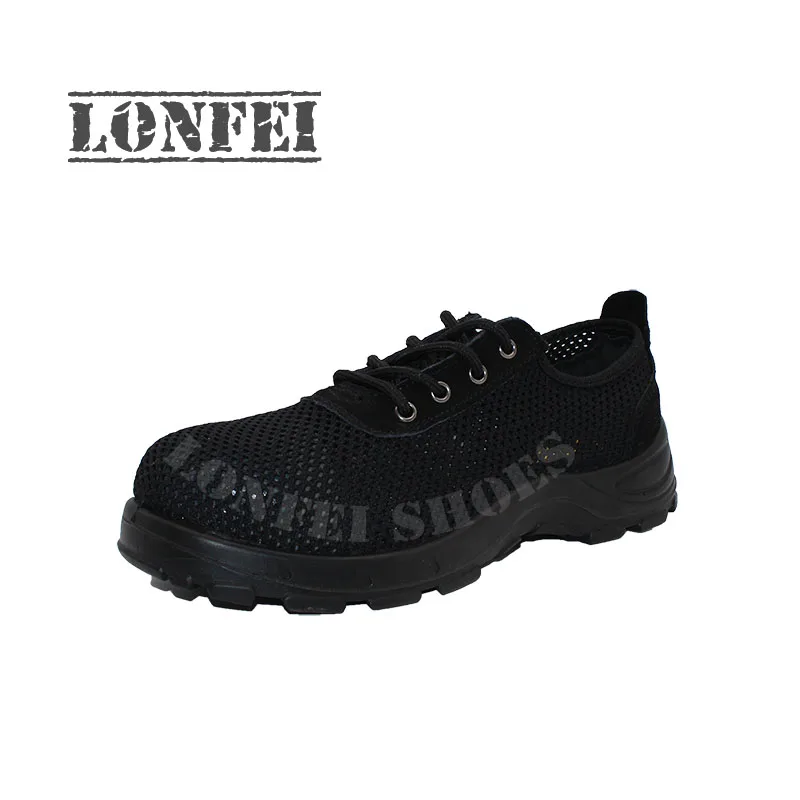 sneakers with toe protection