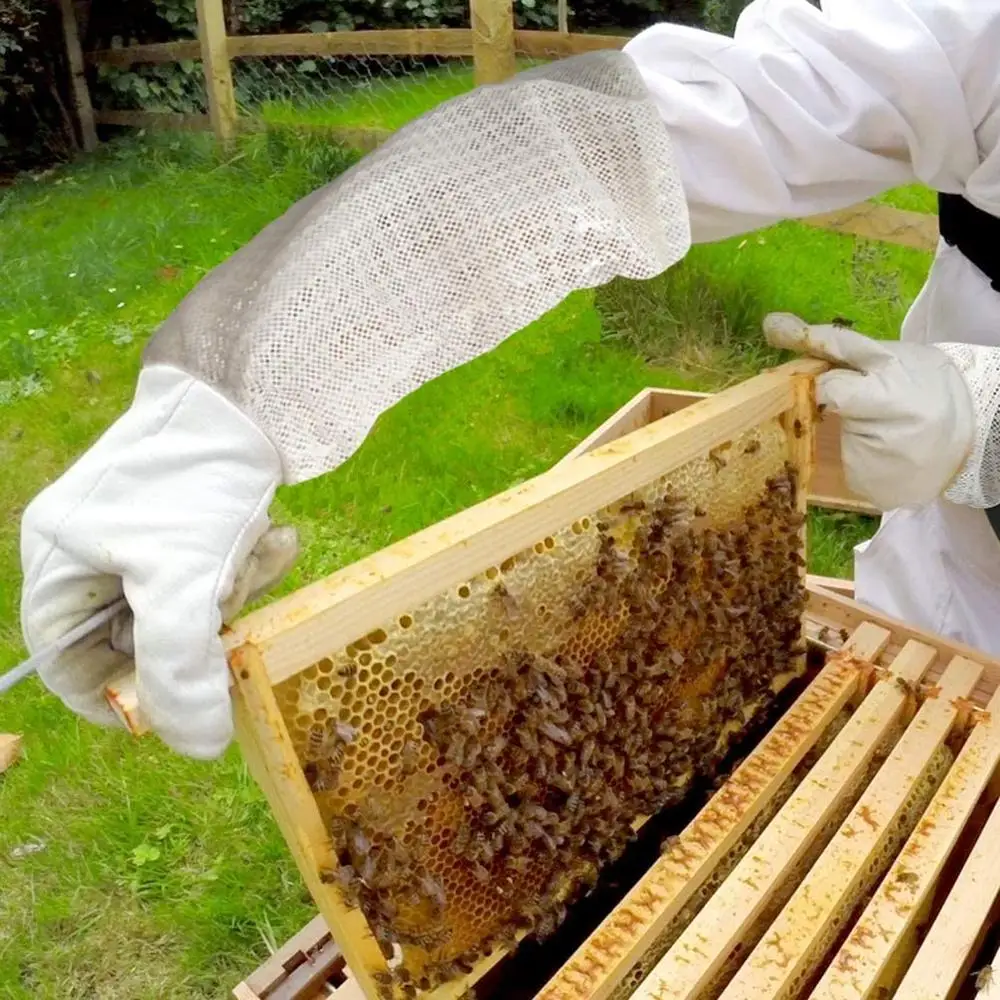 Beekeeping gloves Ultra Mesh Beekeepers Gloves Three-layer Net Ventilation Protect Your Hands Fully Ventilated Goatskin Beekeeping Gloves