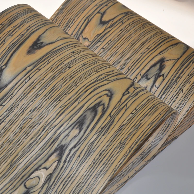 

Фанера из дымчатого дуба, размер 250x58 см