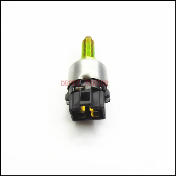 DPQPOKHYY переключатель тормозной светильник OEM 1P36138