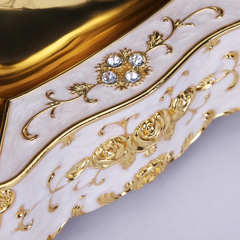 4356228364_2072143039