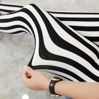 価格 Ygyeeg ブラックホワイト縦ストライププリントパンツ女性レギンスファッションカジュアル弾性足首の長さの女性 Fitnes レギンス