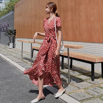 

Bornsra 2020 New Spring and Summer Women Holiday Beach Dress Chiffon Floral Dress Red Super Mid-Calf Empire Dresses Femate