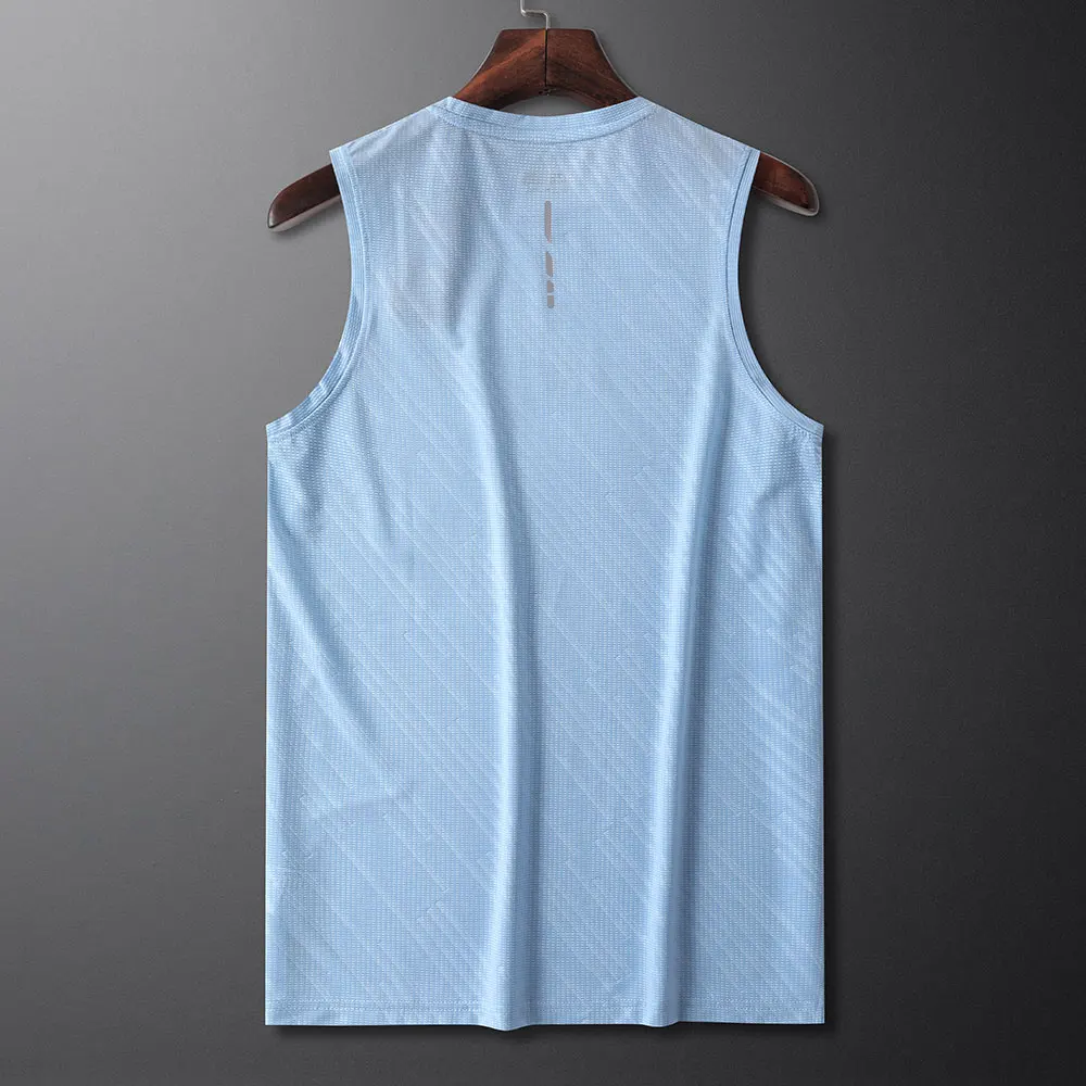 Men's Fitness Tank Top in Breathable, Sleeveless Jersey, Fitness Sports T-Shirt , Running, Gym Tank Top Men Basketball T-Shirt