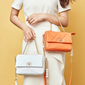 

2020 new leather handbags embroidery thread rhombus bag chain shoulder messenger handbag small bag