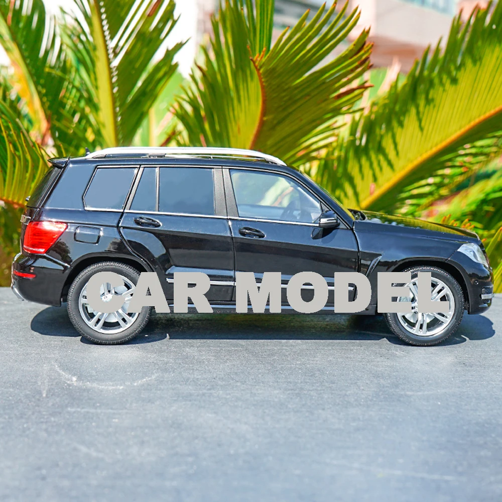 1:18 сплав игрушка с инерционным механизмом 300 Модель автомобиля SUV детских игрушечных автомобилей авторизованный игрушки для детей