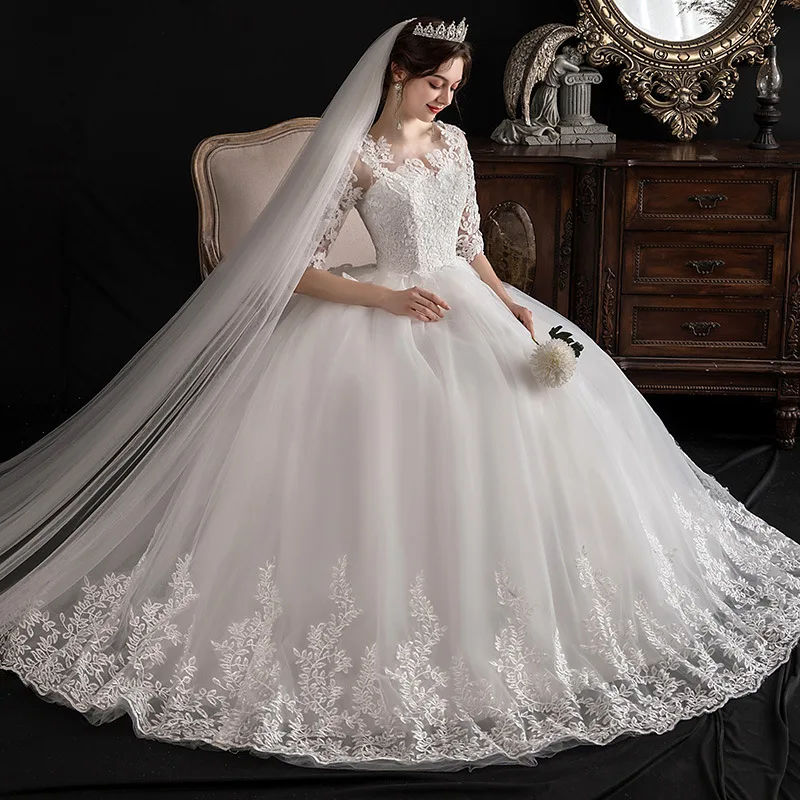

High Quality Long Sleeve White Lace Wedding Dresses Princes Ball Gown Appliques Lace Garden Formal Bridal Wedding Gown Plus Size