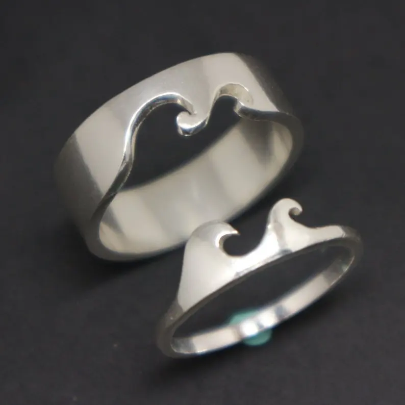 

2Pcs/Set Fashion Bohemia Style Wave Couple Ring for Men Women Silver Plated Finger Ring Beach Party Jewelry Gifts