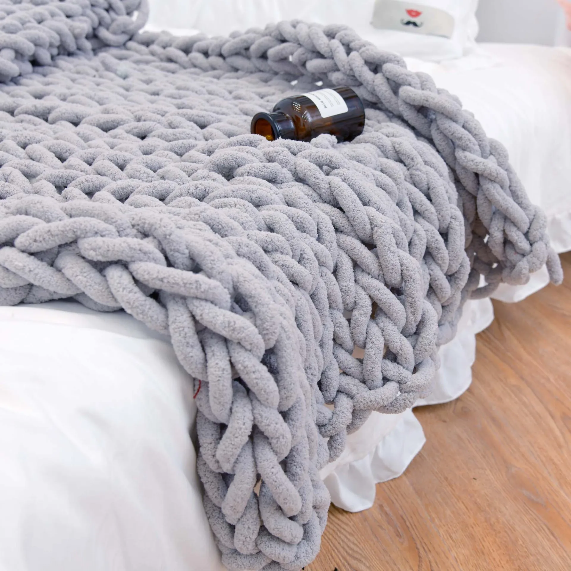 high quality Fashion Hand Chenille Knitted Wool Blanket Thick Yarn